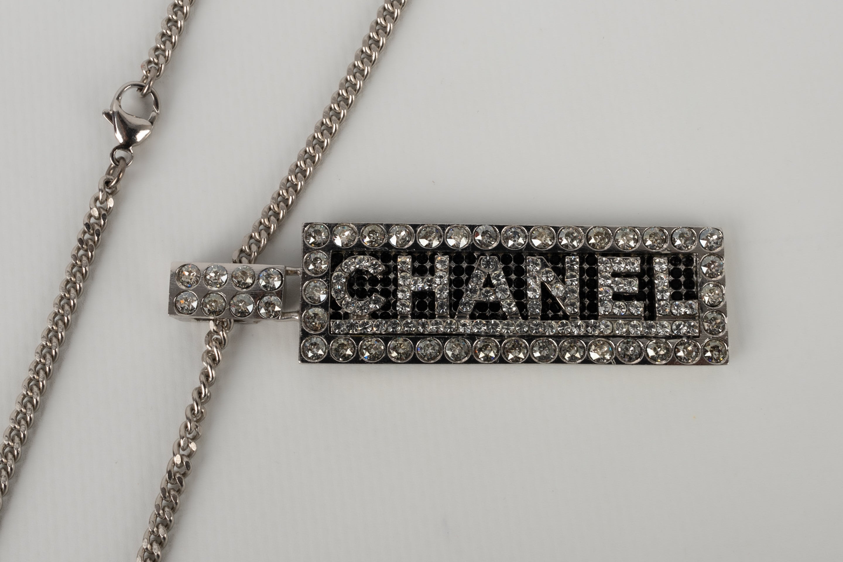 Collier argent�� Chanel Automne 2003