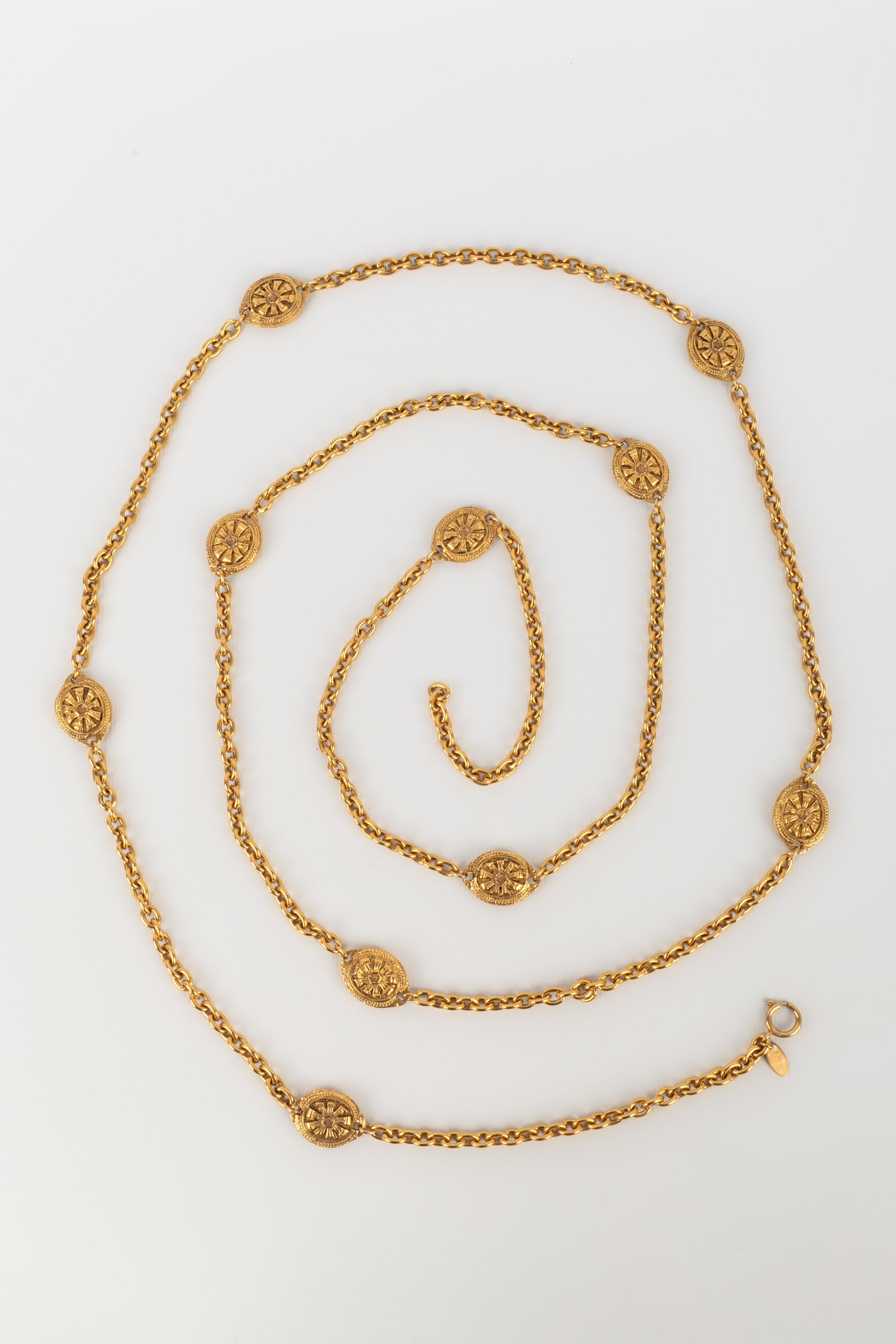 Collier / sautoir Chanel