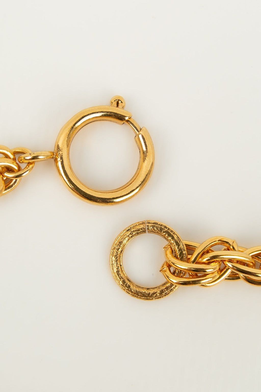 Collier cc Chanel