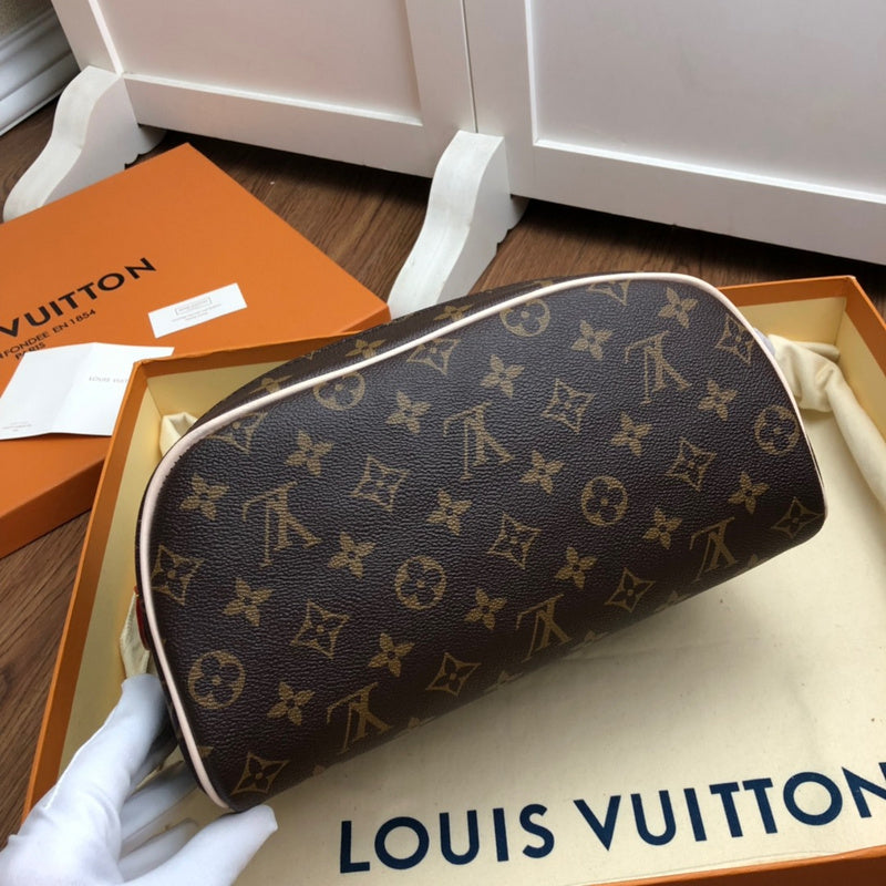 Louis Vuitton Luxury Bags 1920