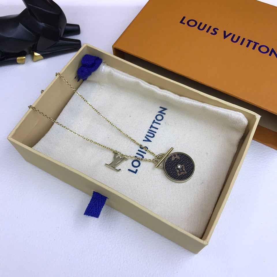 BG - Holiday Necklace louis vuitton012