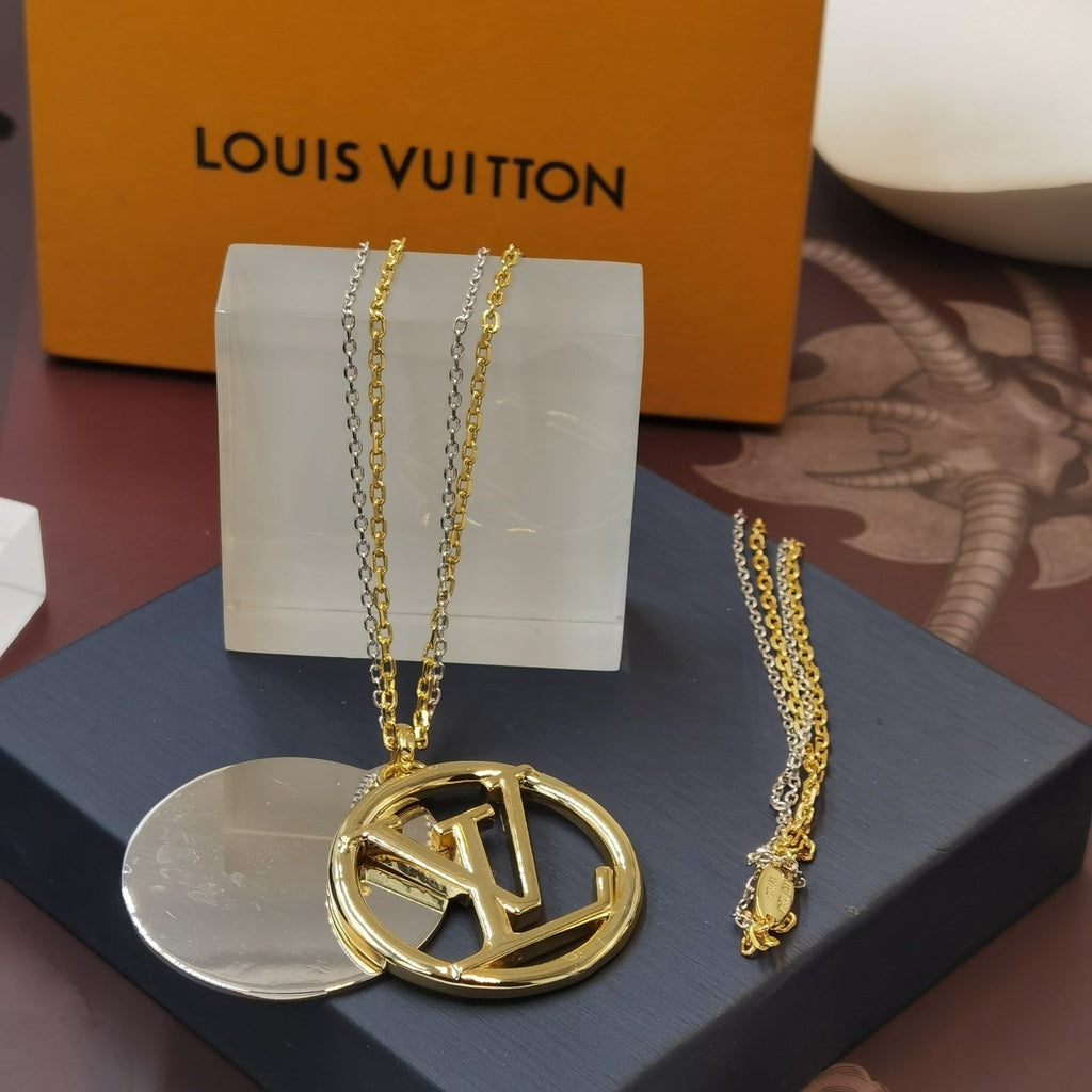 BG - Holiday Necklace louis vuitton030