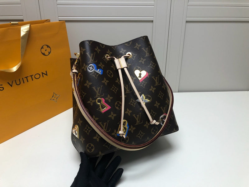 Louis Vuitton Luxury Bags 2058