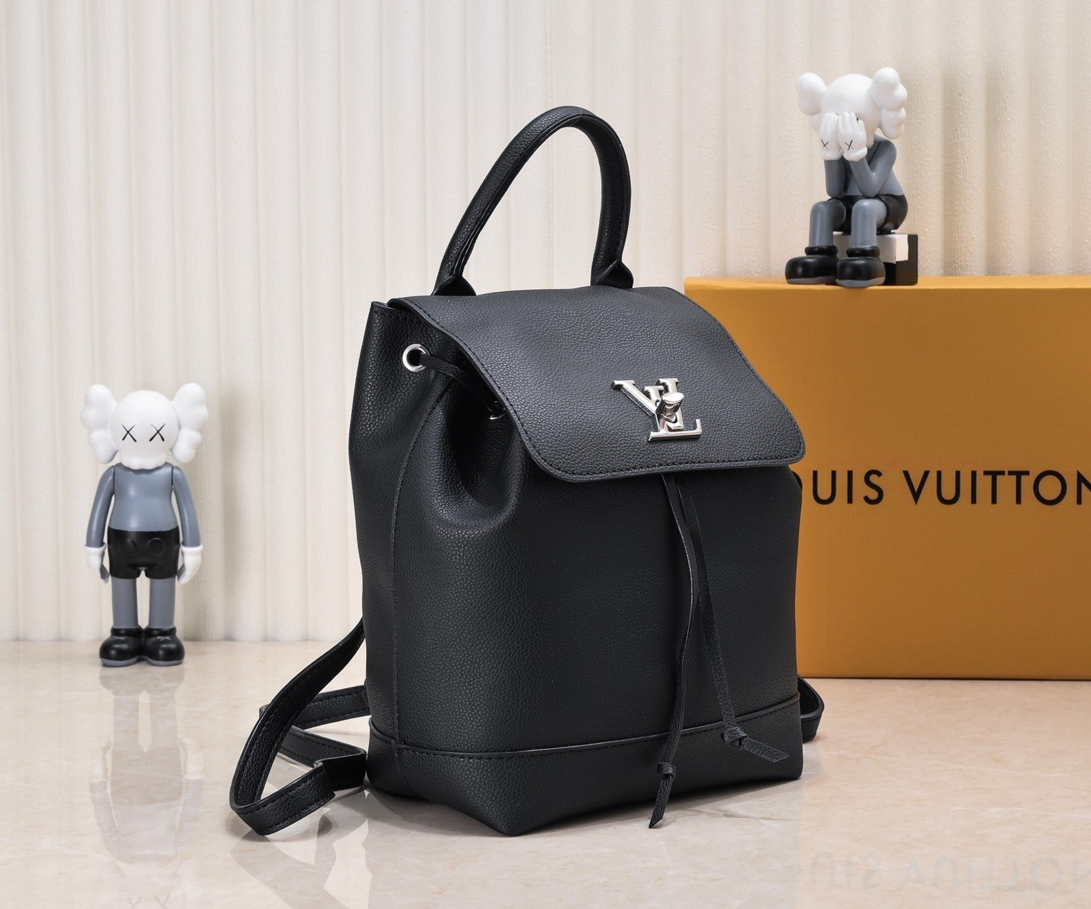 Luxury Bags Louis Vuitton  808