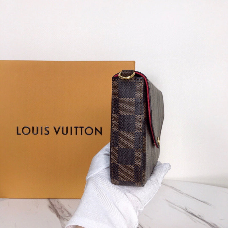 Louis Vuitton Luxury Bags 2605