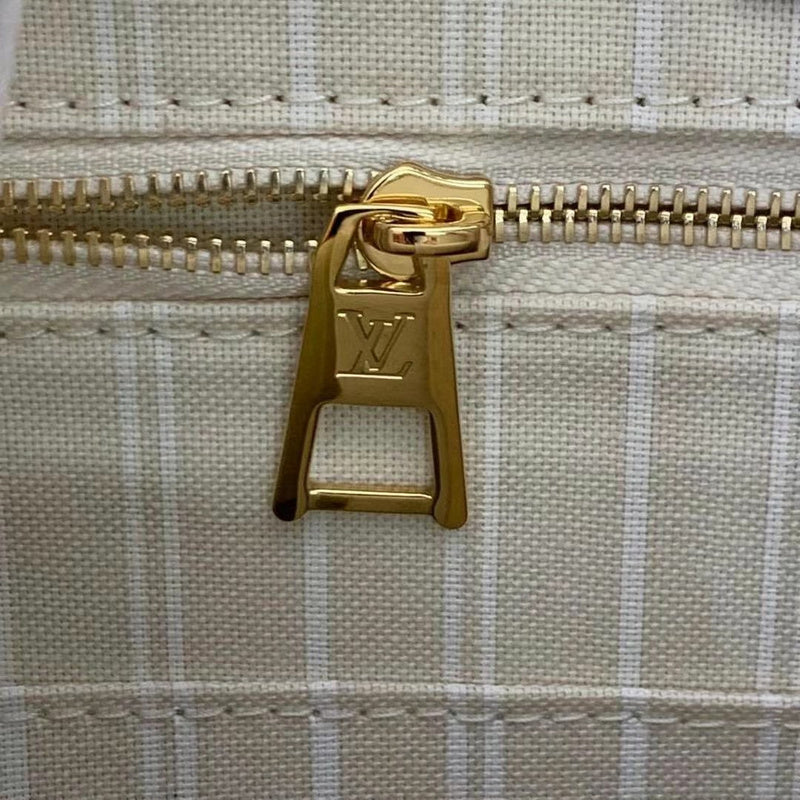 Louis Vuitton Luxury Bags 2496