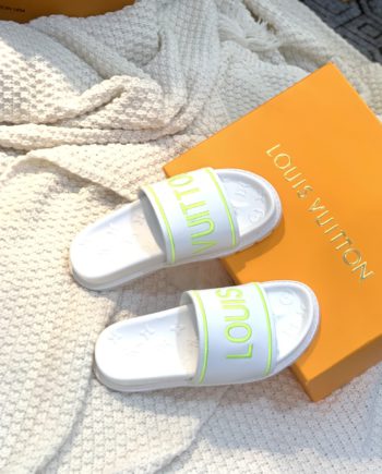 louis vuitton Women's Pool Pillow Flat Comfort Mule White For Women LV