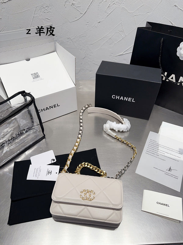 aura-bags - Chanel Bags - 7081