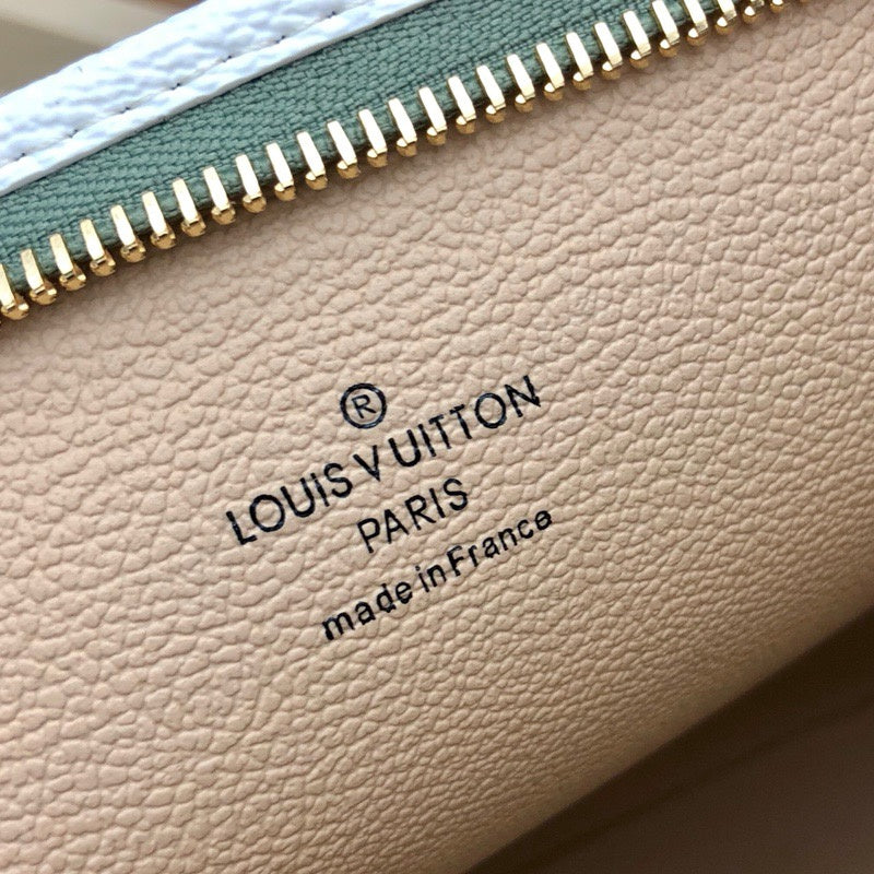 Louis Vuitton Luxury Bags 2324