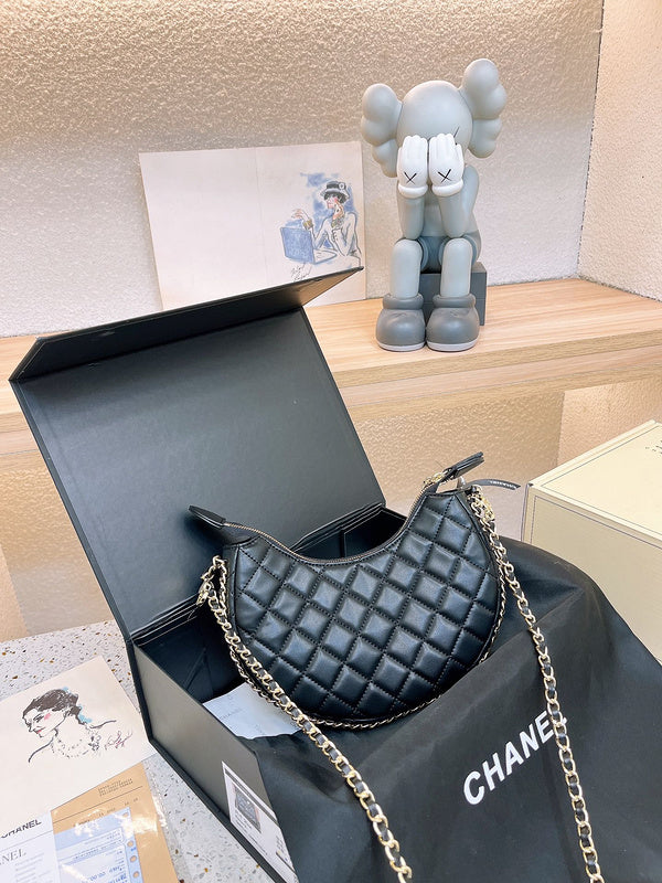 aura-bags - Chanel Bags - 7045