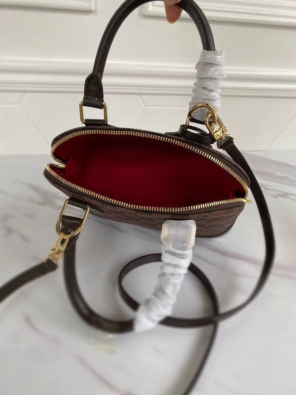 Louis Vuitton Luxury Bags 2589