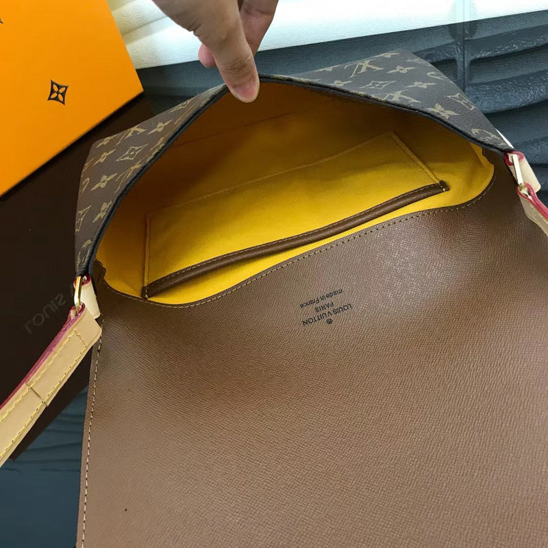 Louis Vuitton Luxury Bags 2512