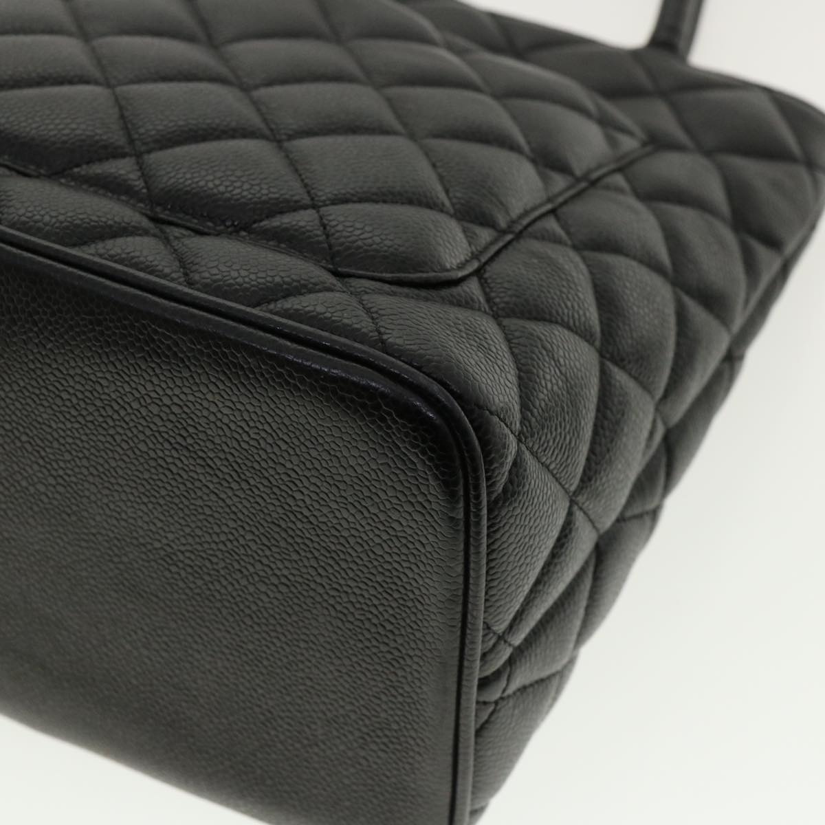 CHANEL Tote Bag Caviar Skin Black CC  am4270