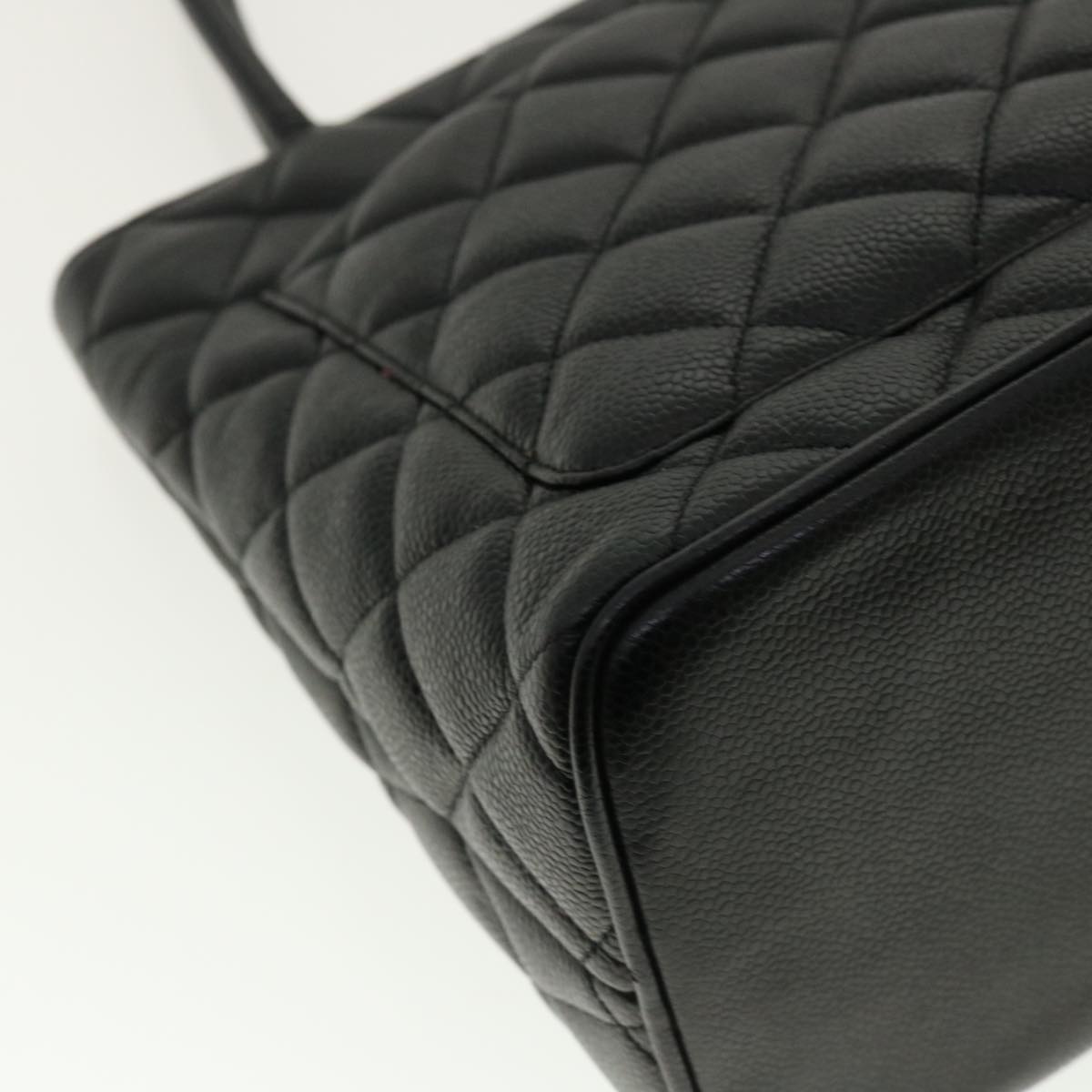 CHANEL Tote Bag Caviar Skin Black CC  am4270