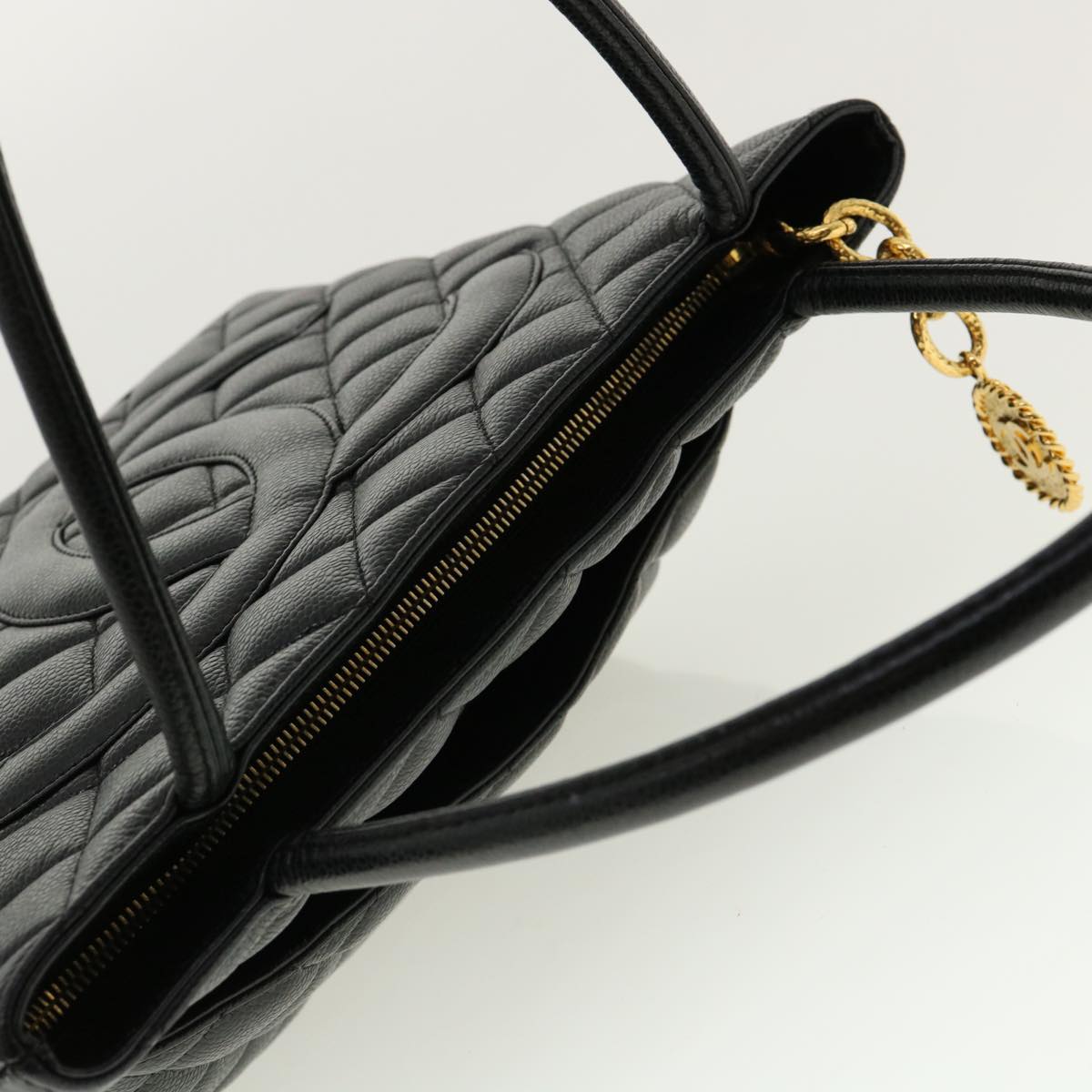 CHANEL Tote Bag Caviar Skin Black CC  am4270