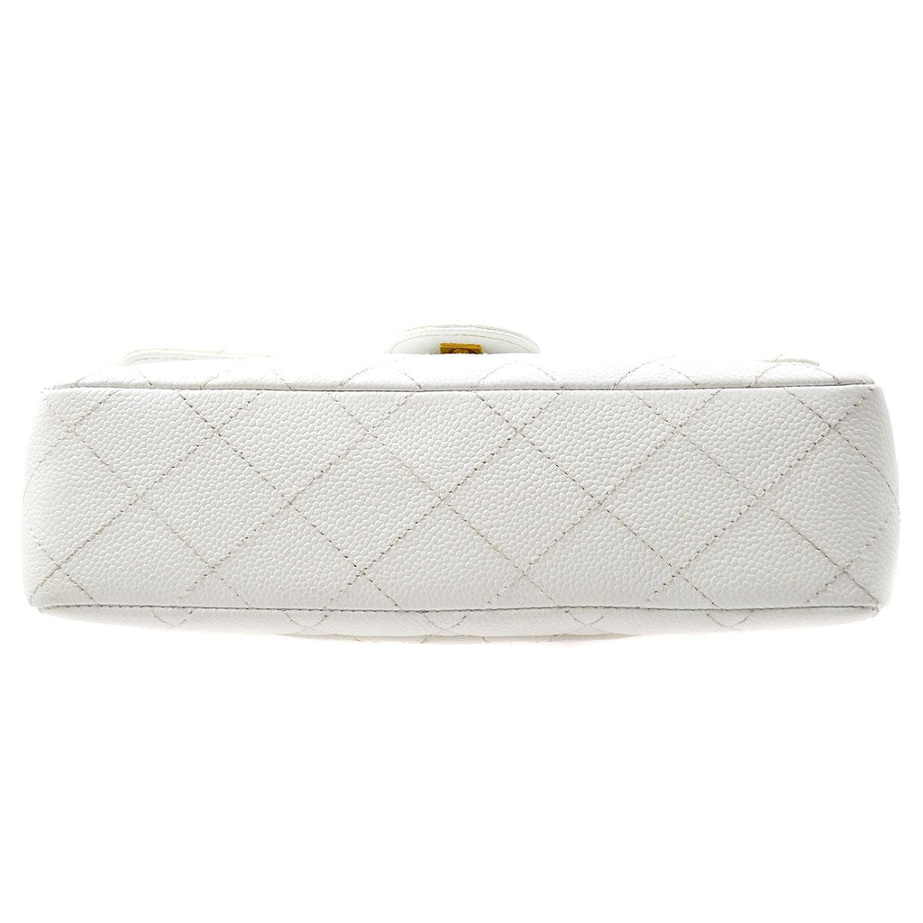 CHANEL 1997-1999 Wood Chain Classic Flap Medium White Caviar ao28840