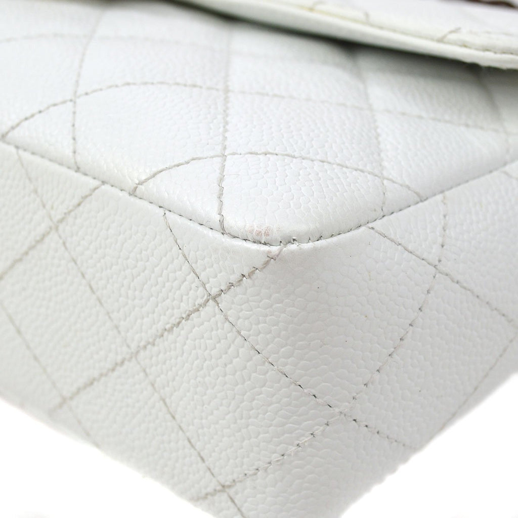 CHANEL 1997-1999 Wood Chain Classic Flap Medium White Caviar ao28840