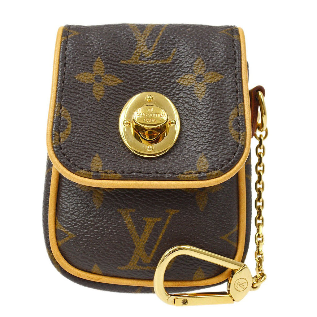 LOUIS VUITTON POCHETTE TULUM