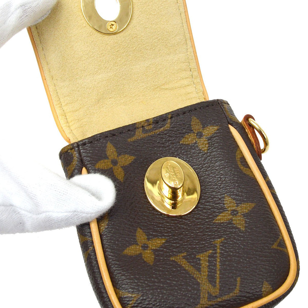 LOUIS VUITTON POCHETTE TULUM