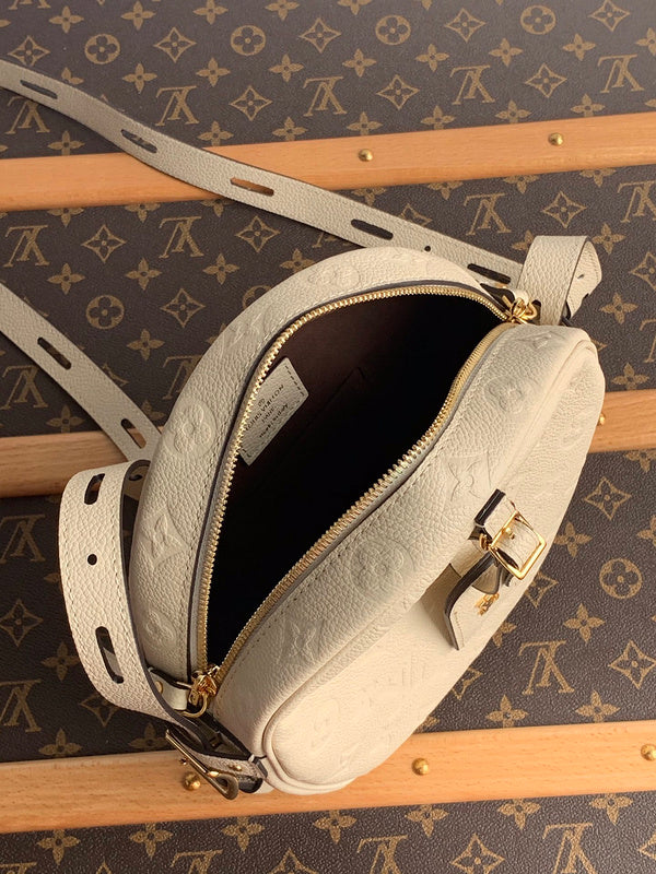 Louis Vuitton Luxury Bags 2593