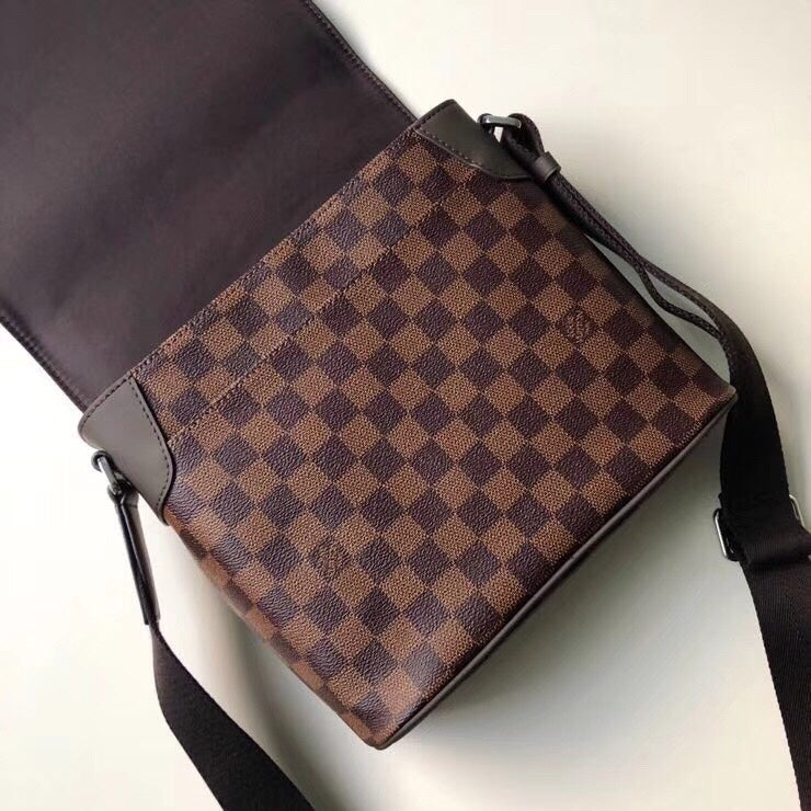 Louis Vuitton Luxury Bags 2700