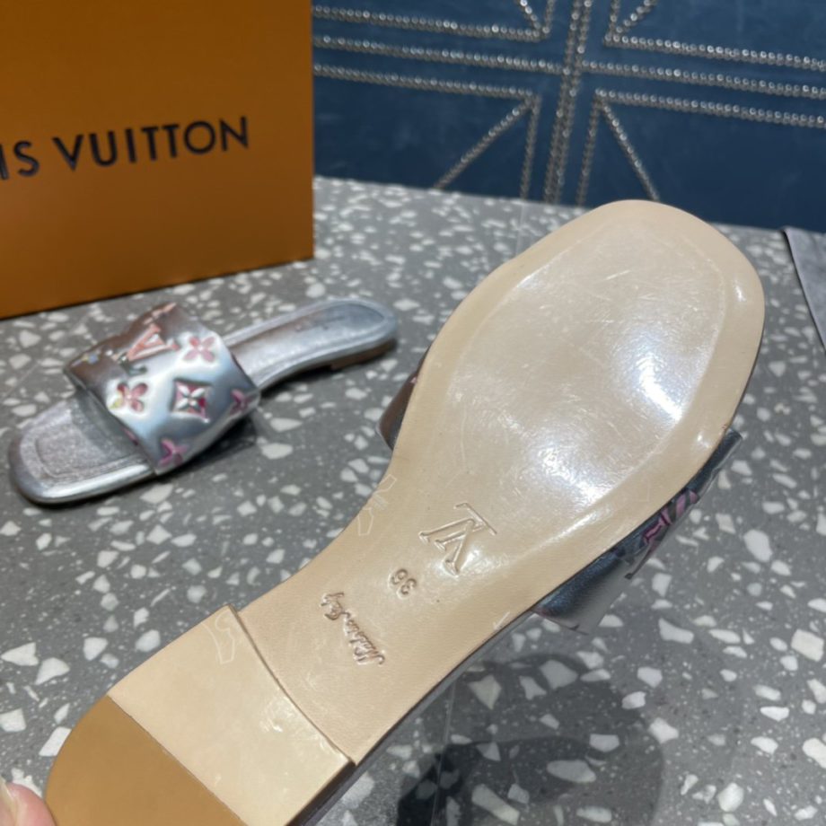 louis vuitton Women's Revival Flat Mule Sliver For Women 1AAOVA