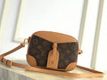 Louis Vuitton Luxury Bags 2546
