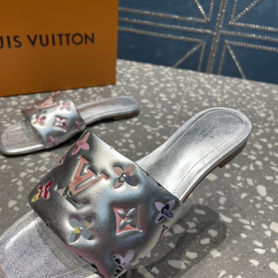 louis vuitton Women's Revival Flat Mule Sliver For Women 1AAOVA