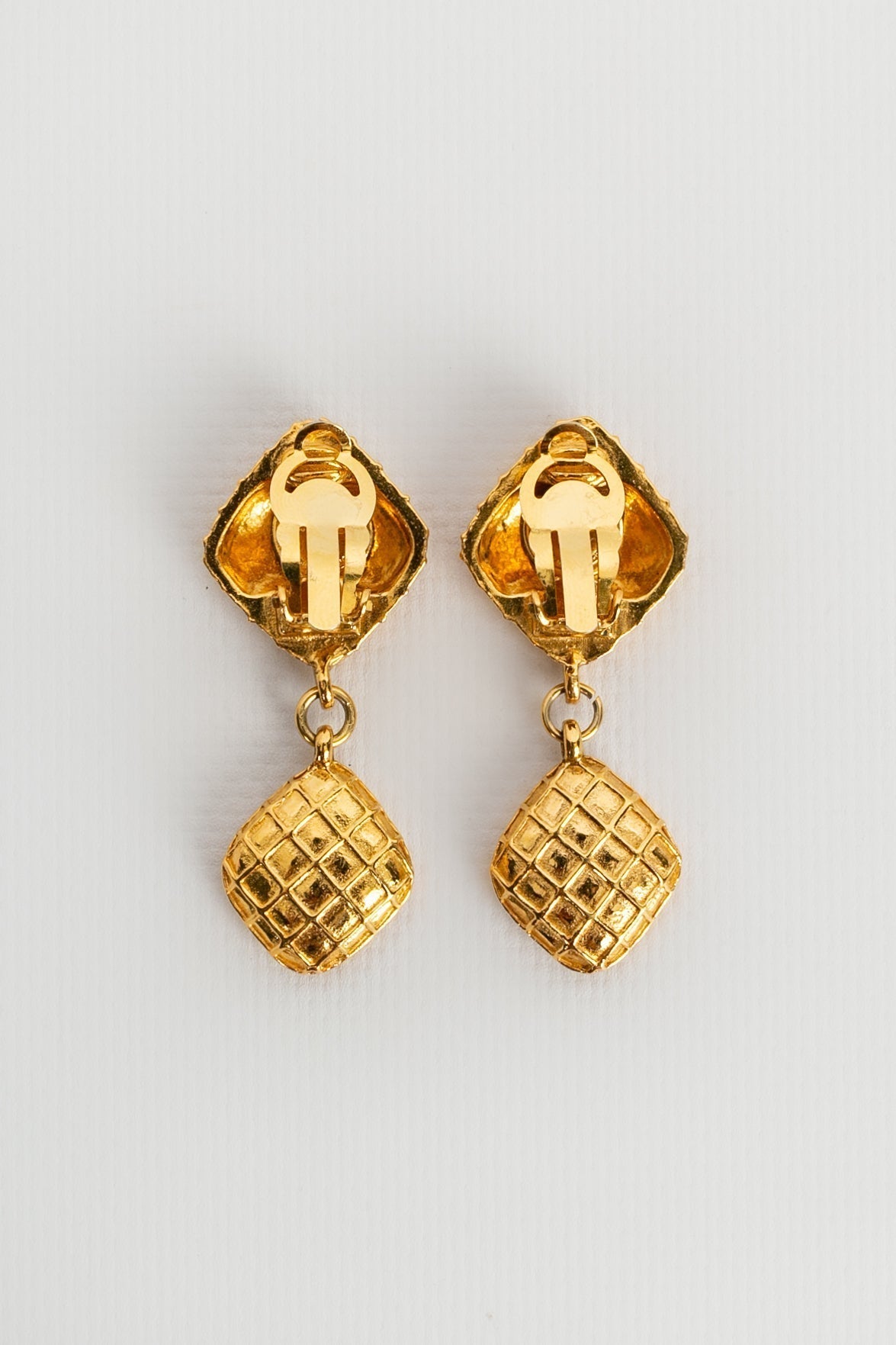 Parure perl��e et strass��e Chanel