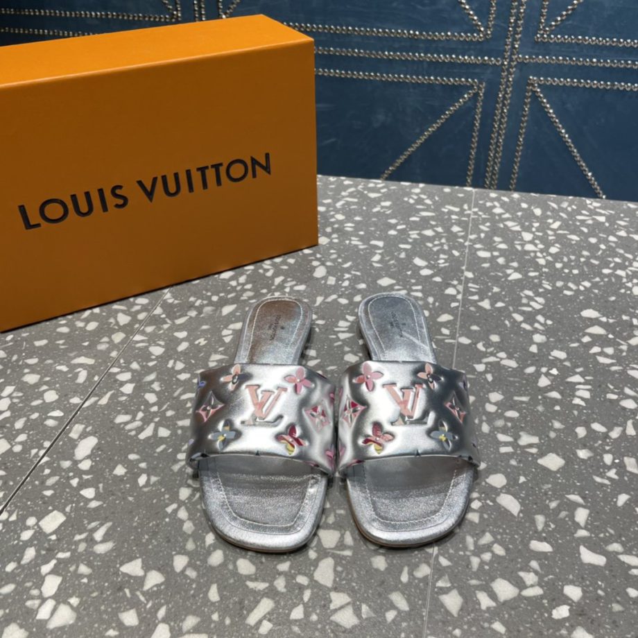 louis vuitton Women's Revival Flat Mule Sliver For Women 1AAOVA