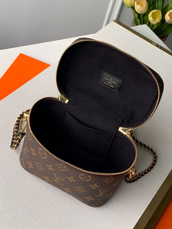 Louis Vuitton Luxury Bags 2675