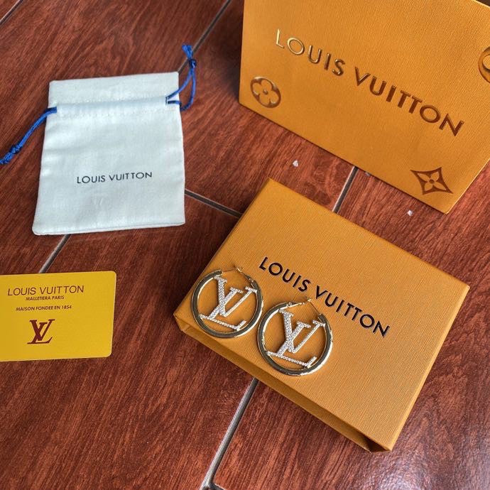 High Quality Earring louis vuitton 001