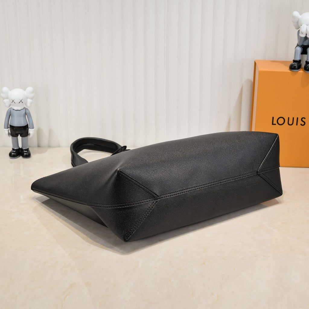 Luxury Bags Louis Vuitton  803