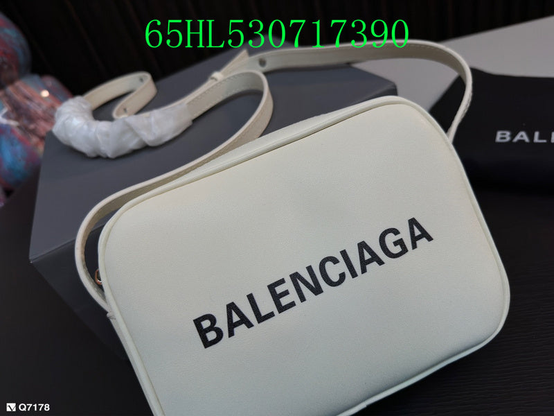 Aura Bags - BGA Bags - 1702