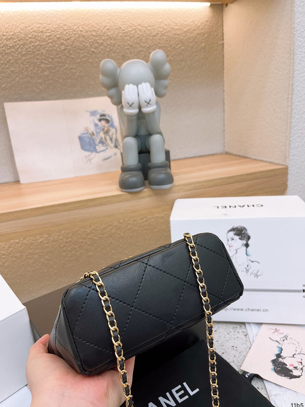 aura-bags - Chanel Bags - 6981