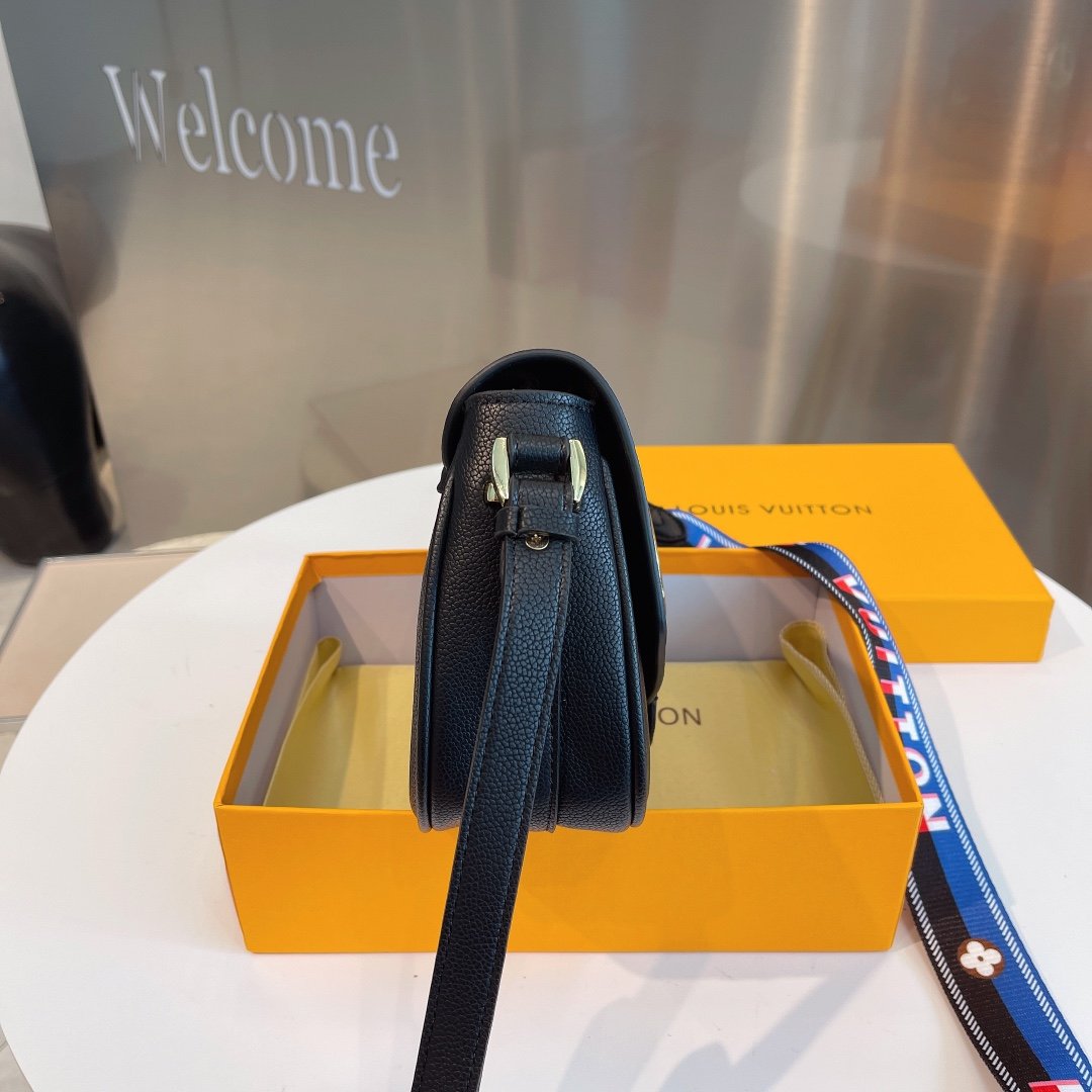 Designer Handbags louis vuitton 516