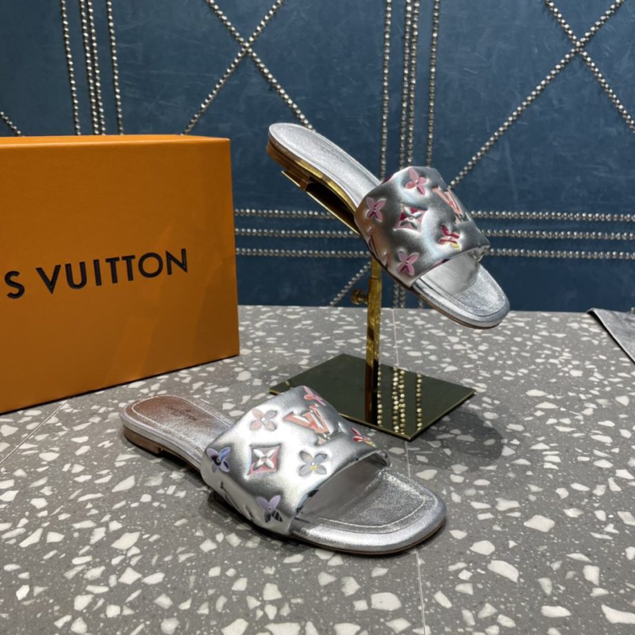 louis vuitton Women's Revival Flat Mule Sliver For Women 1AAOVA