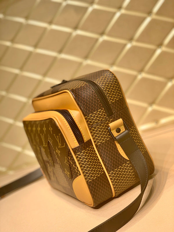Louis Vuitton Luxury Bags 2650