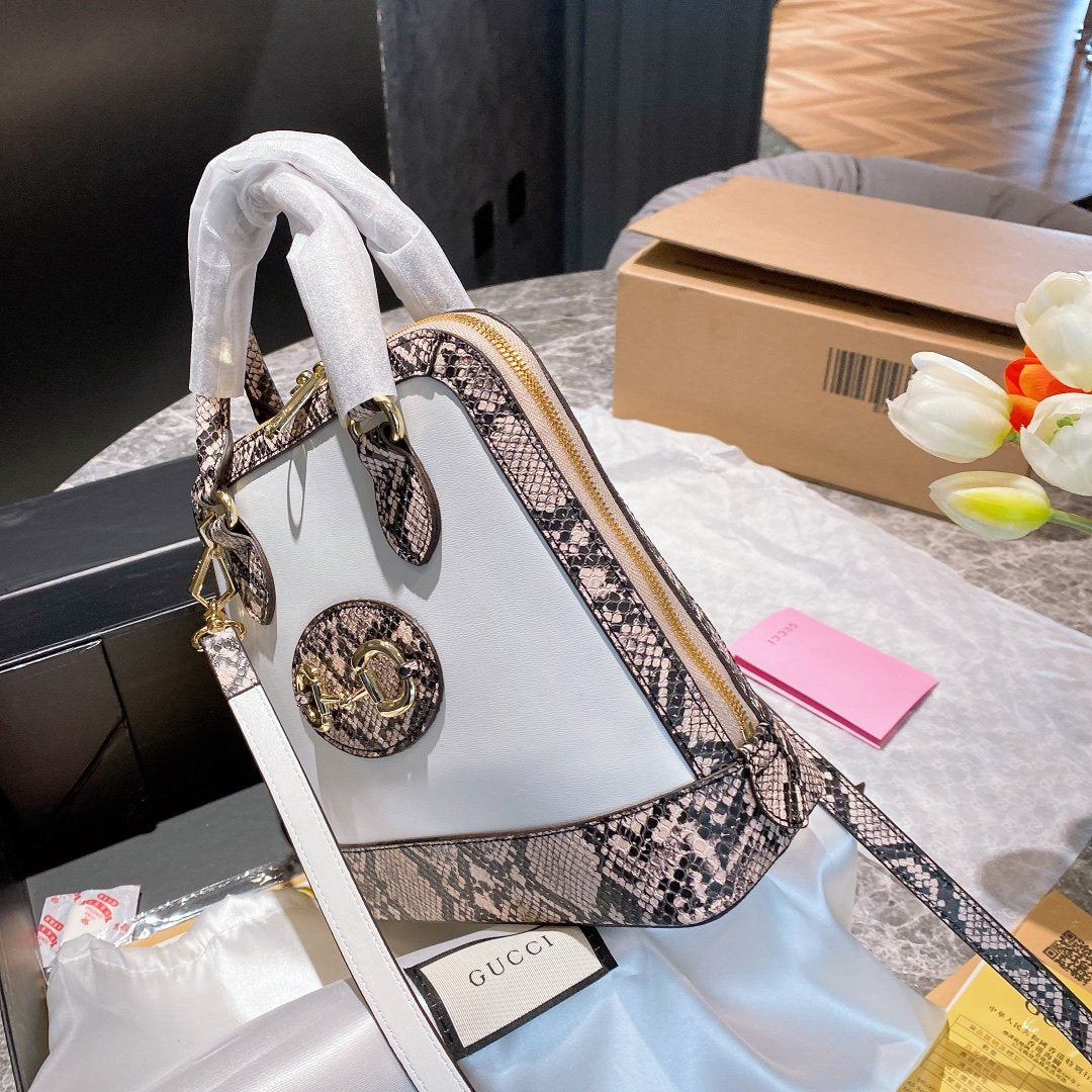 Designer Handbags Gucci 047