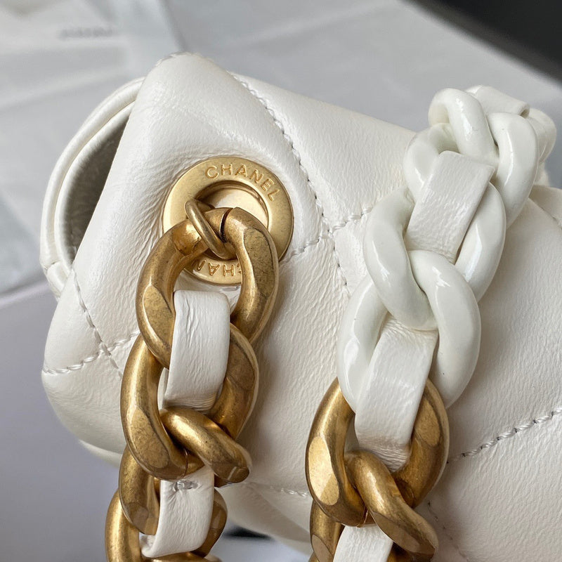 aura-bags - Chanel Bags - 7626