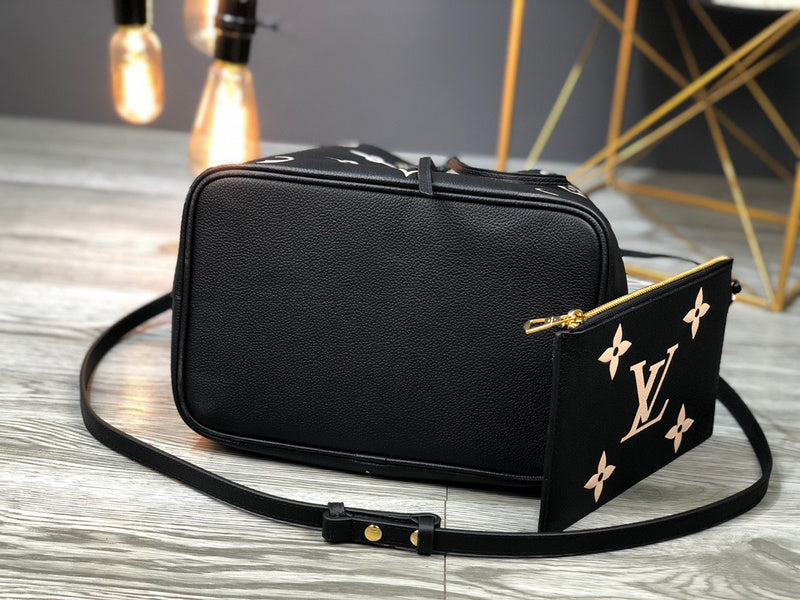 Louis Vuitton Luxury Bags 1741