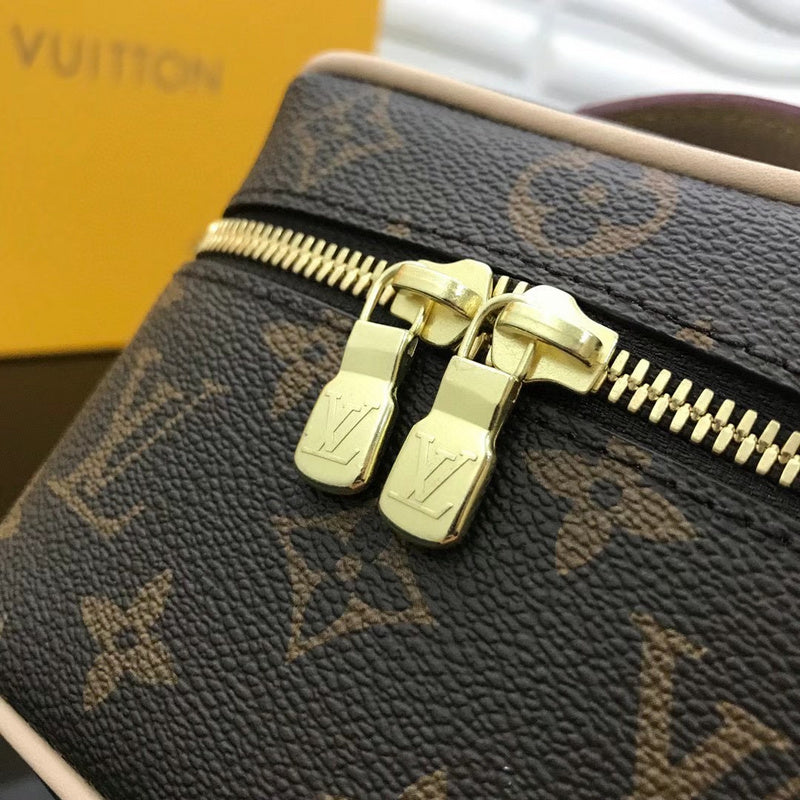 Louis Vuitton Luxury Bags 2562