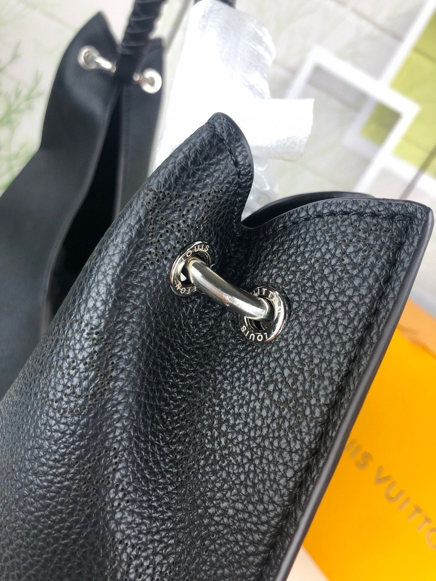 Designer Handbags louis vuitton 050
