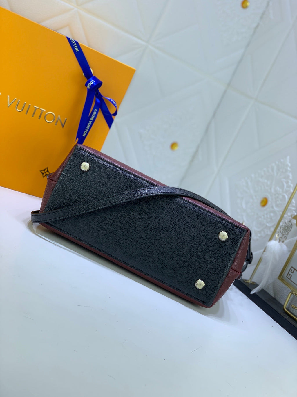 Luxury Bags Louis Vuitton  747