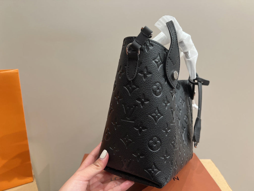 Luxury Bags Louis Vuitton  754