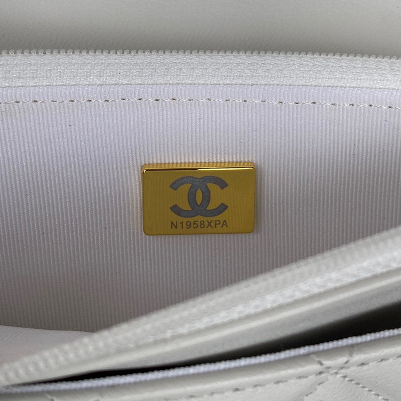 aura-bags - Chanel Bags - 7611