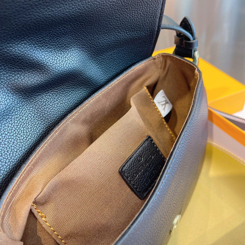 Designer Handbags louis vuitton 516