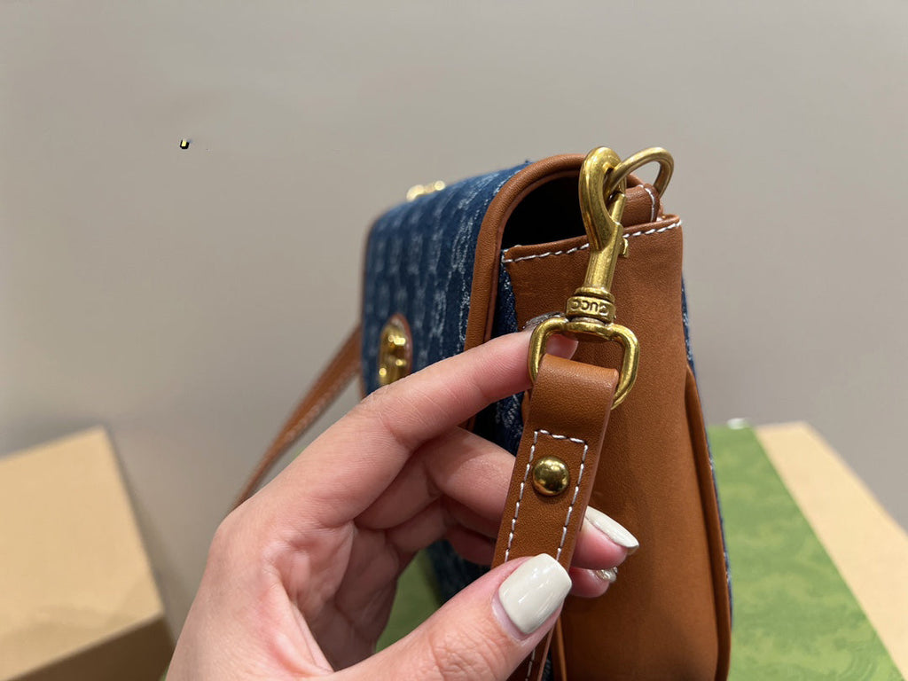 Luxury Bags Louis Vuitton  759