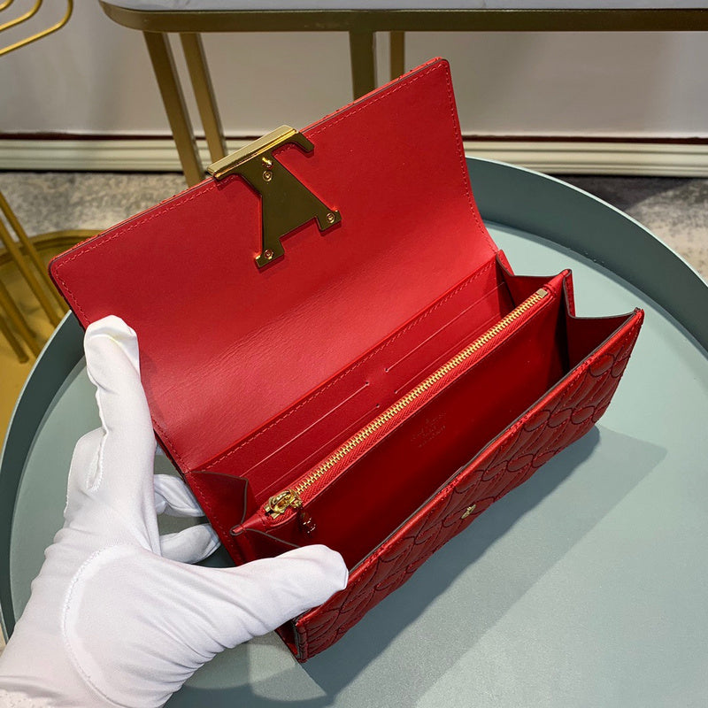 Louis Vuitton Luxury Bags 1877