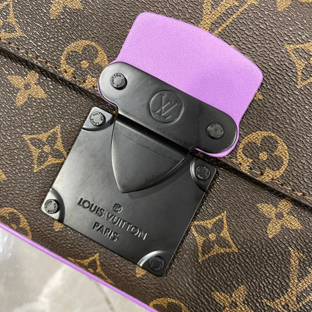 Luxury Bags Louis Vuitton  850
